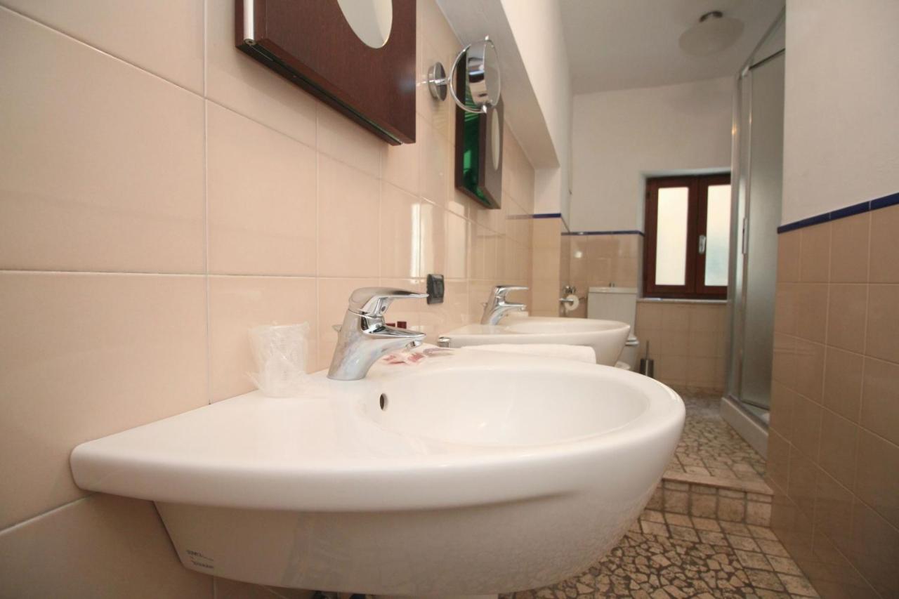 Logge Del Papa Apartment Siena Exterior foto
